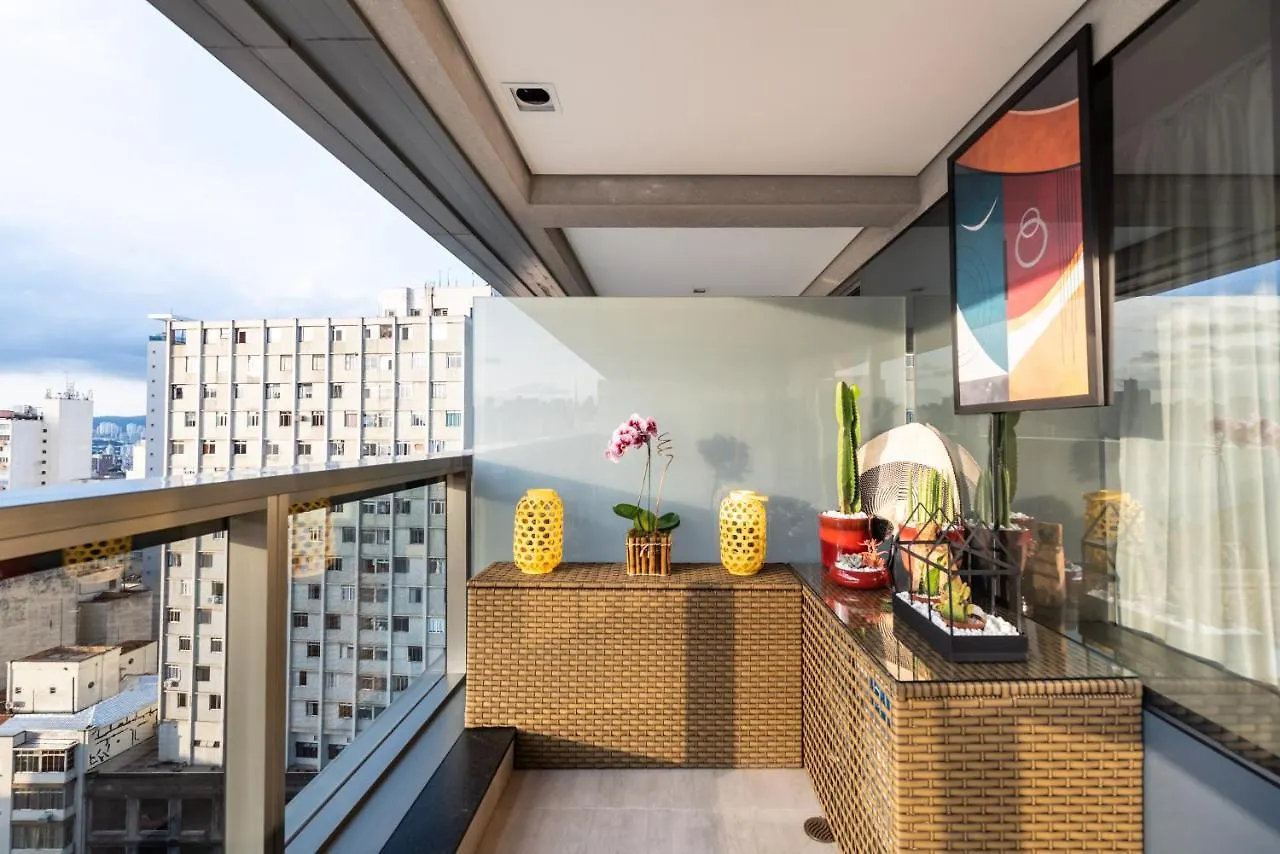 Edificio Setin Republica Downtown: Charming Apartment with Pool & Gym Sao Paulo